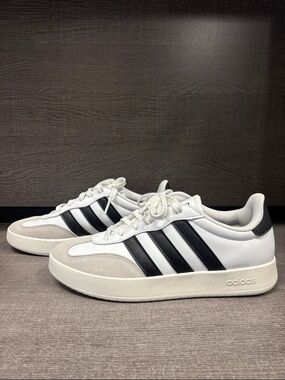 Women's Adidas Barreda Shoes (IH1229) - Size 10